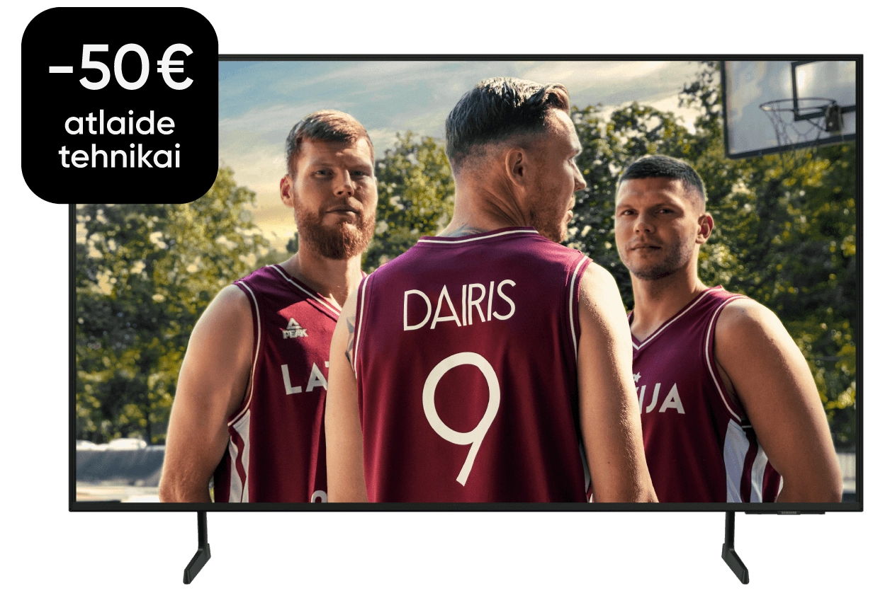 3 Latvijas izlases basketbolisti televizora ekrānā - Dāvis un Dairis Bertāni un Rihards Lomažs. Piedāvājums: 50 € atlaide tehnikai.
