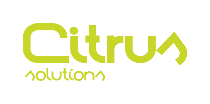 Ar zaļiem burtiem uz gaiša fona rakstīts Citrus Solutions