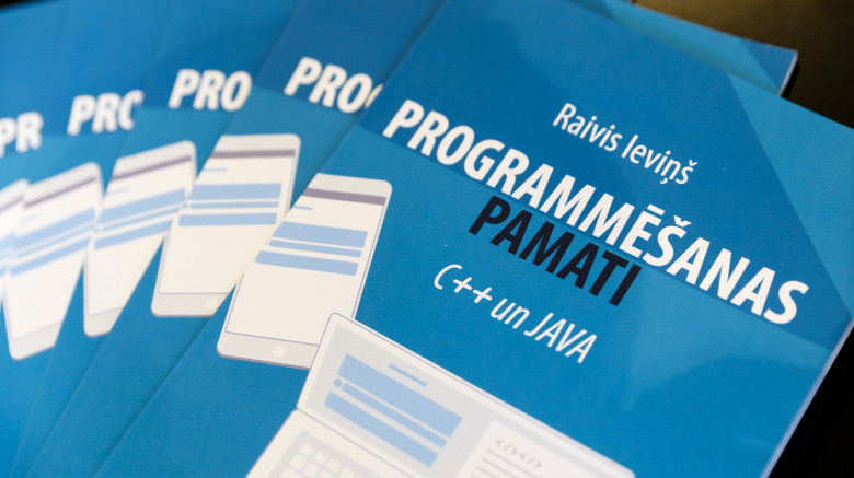 Jaunā grāmata skolēniem PROGRAMMĒŠANAS PAMATI. C++ un JAVA veicinās programmēšanas apguvi Latvijā